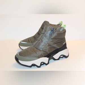 Sorel Kinetic Impact Puffy Zip Waterproof Boots Size Women’s 6 NEW